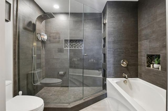 3338 Peachtree NE Road 2607, Atlanta, GA 30326