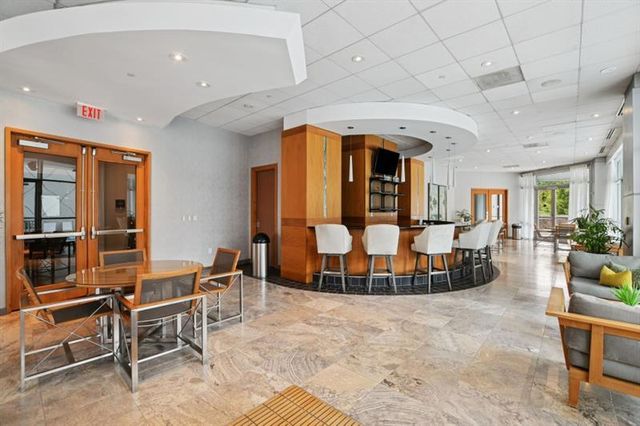 3338 Peachtree NE Road 2607, Atlanta, GA 30326