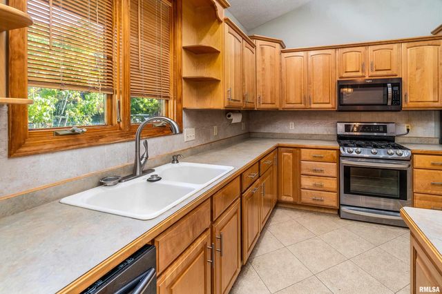 125 Princess Lane, Carbondale, IL 62901