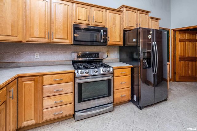 125 Princess Lane, Carbondale, IL 62901