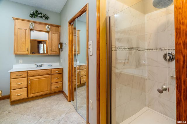 125 Princess Lane, Carbondale, IL 62901