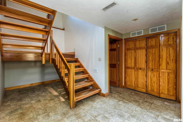 125 Princess Lane, Carbondale, IL 62901