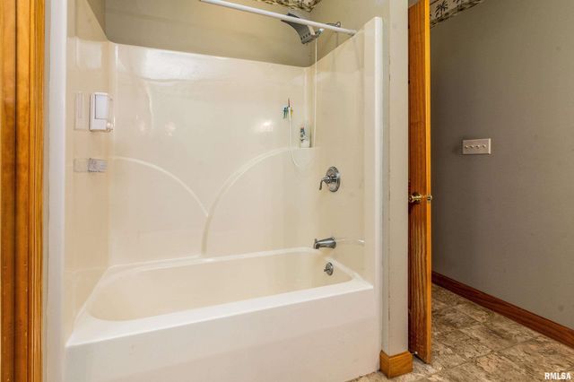 125 Princess Lane, Carbondale, IL 62901