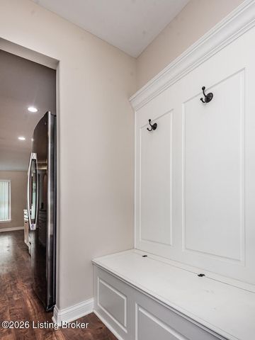 9920 W Cedar Garden Dr, Louisville, KY 40291