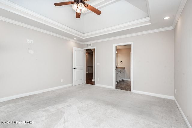 9920 W Cedar Garden Dr, Louisville, KY 40291