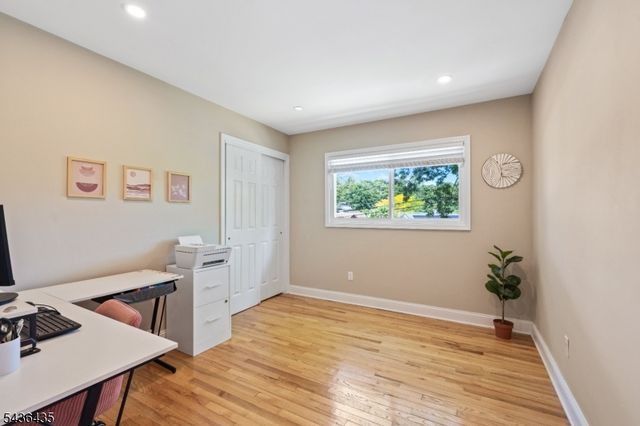 101 Pocono Trl, Hopatcong Boro, NJ 07843