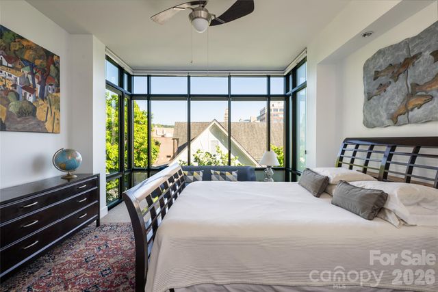 60 N Market Street, Asheville, NC 28801