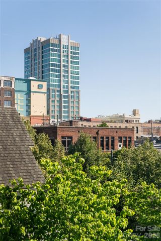 60 N Market Street, Asheville, NC 28801