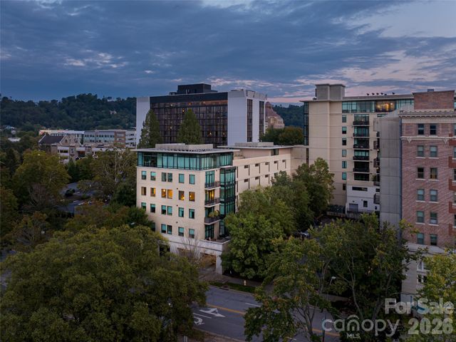 60 N Market Street, Asheville, NC 28801