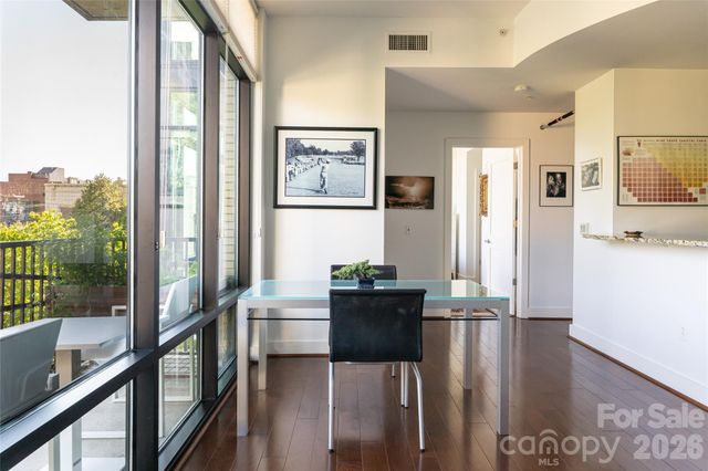 60 N Market Street, Asheville, NC 28801