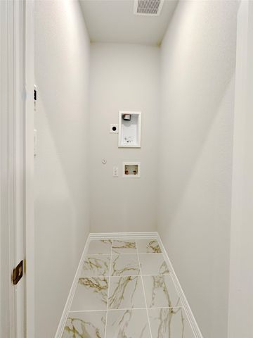 8378 Massive Drive, Frisco, TX 75034