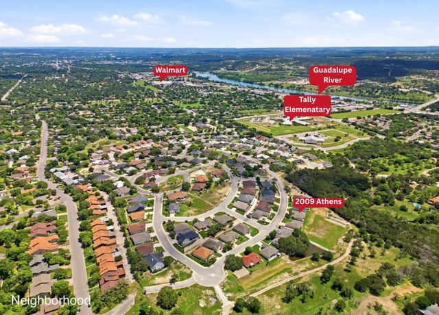 2009 Athens Ave, Kerrville, TX 78028