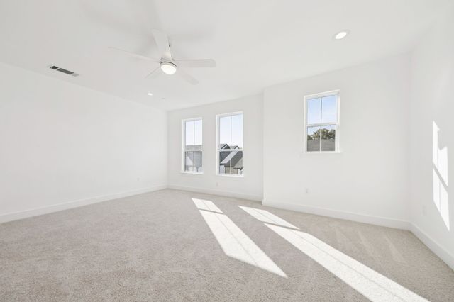 262 Harris Street, Lewisville, TX 75057