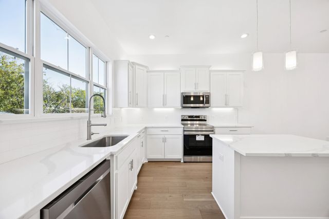 262 Harris Street, Lewisville, TX 75057