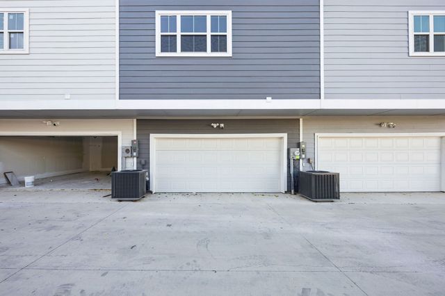 262 Harris Street, Lewisville, TX 75057