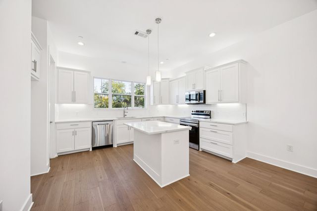 262 Harris Street, Lewisville, TX 75057