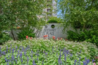 10 Stewart Place 10EW, White Plains, NY 10603