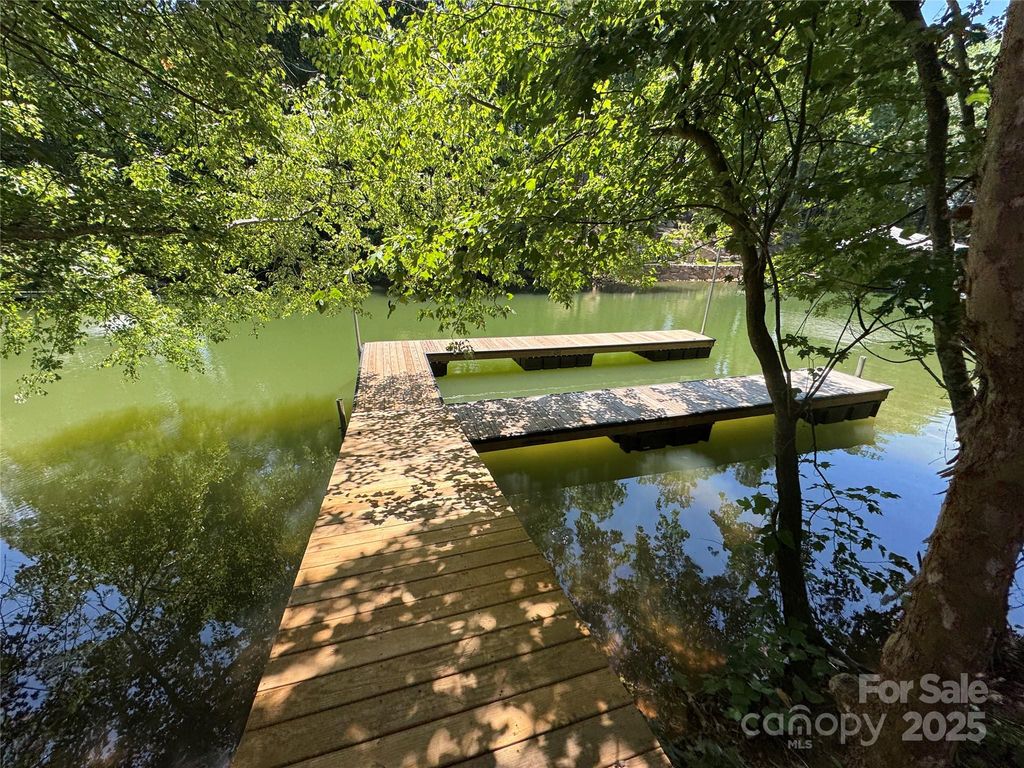 3542 Mount Pleasant Road, Sherrills Ford, NC 28673