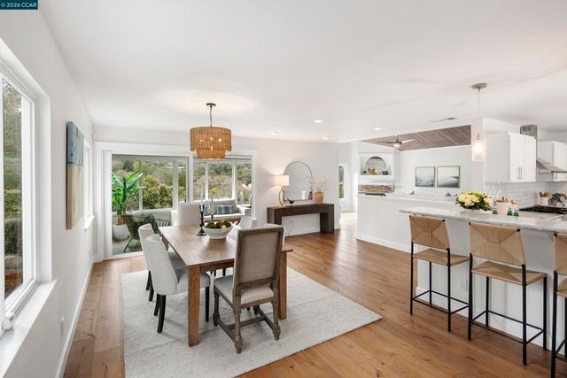 28 28 Southwood Dr, Orinda, CA 94563