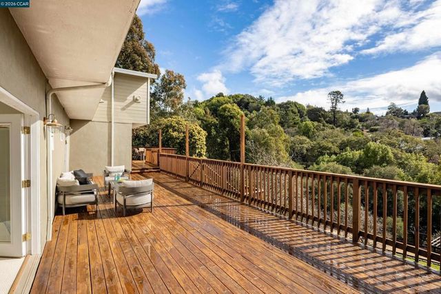 28 28 Southwood Dr, Orinda, CA 94563