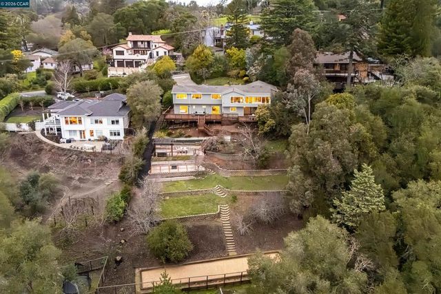 28 28 Southwood Dr, Orinda, CA 94563