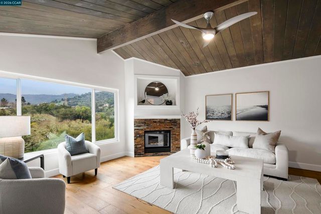 28 28 Southwood Dr, Orinda, CA 94563