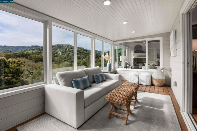 28 28 Southwood Dr, Orinda, CA 94563