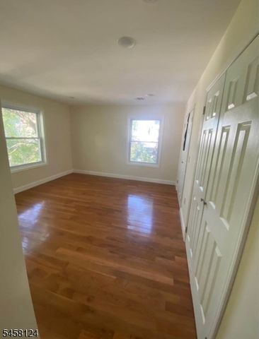 95 Ellis Ave, Irvington Twp., NJ 07111