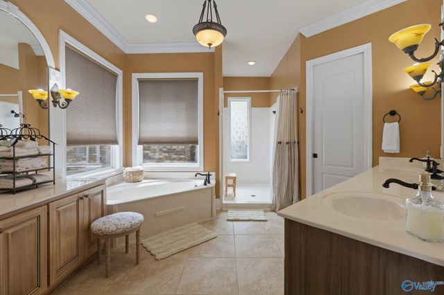 12820 Saint Andrews Drive, Athens, AL 35611