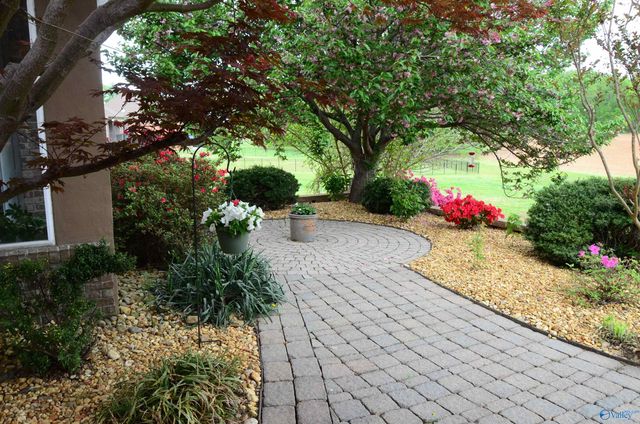 12820 Saint Andrews Drive, Athens, AL 35611