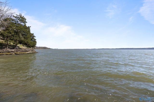 12820 Saint Andrews Drive, Athens, AL 35611