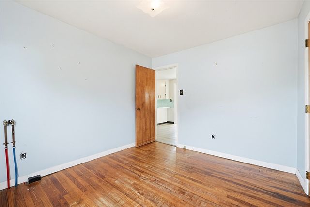 66 Little Neck Avenue, Swansea, MA 02777