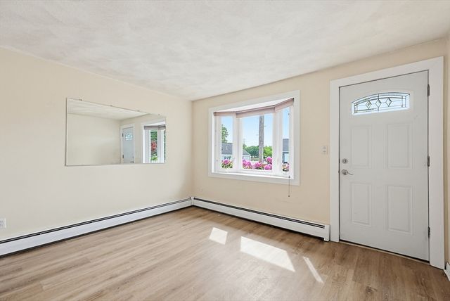66 Little Neck Avenue, Swansea, MA 02777
