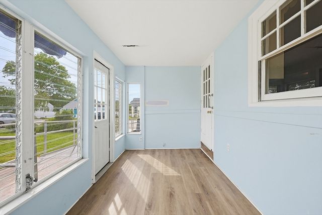 66 Little Neck Avenue, Swansea, MA 02777