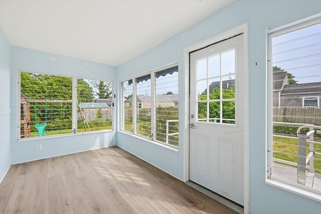 66 Little Neck Avenue, Swansea, MA 02777
