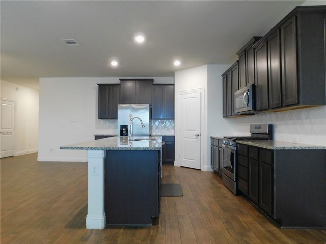 11008 Culberson Drive, Aubrey, TX 76227