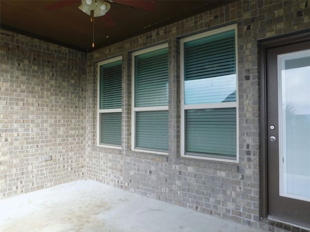 11008 Culberson Drive, Aubrey, TX 76227