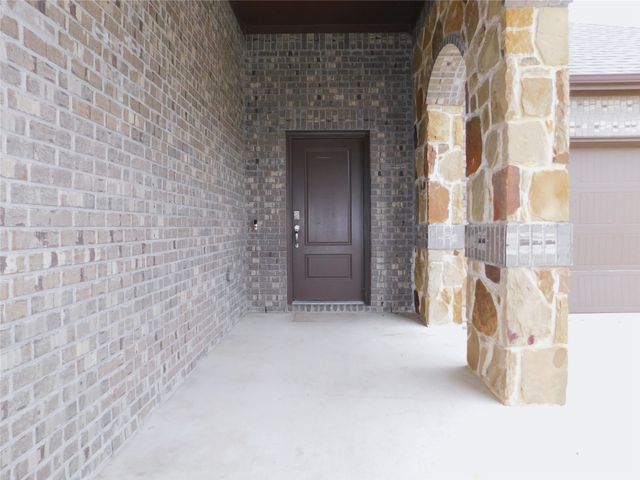 11008 Culberson Drive, Aubrey, TX 76227