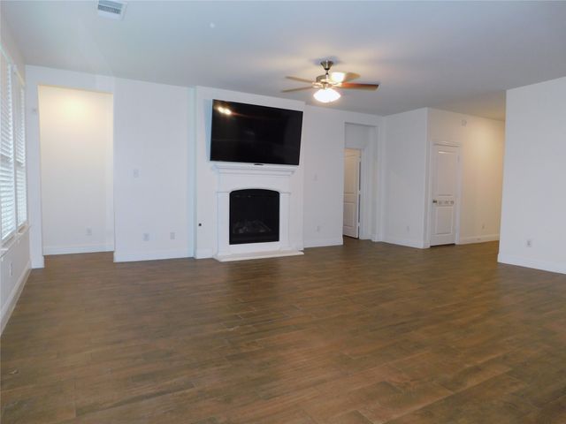 11008 Culberson Drive, Aubrey, TX 76227