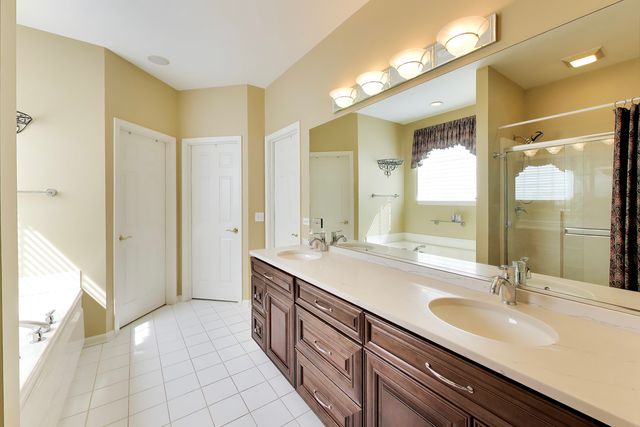 1958 Trevino Terrace, Vernon Hills, IL 60061