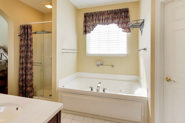 1958 Trevino Terrace, Vernon Hills, IL 60061