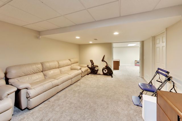 1958 Trevino Terrace, Vernon Hills, IL 60061