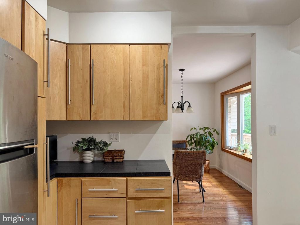 Image 14 of property listing at 5538 HUCKLEBERRY DR, Bryantown, MD 20617
