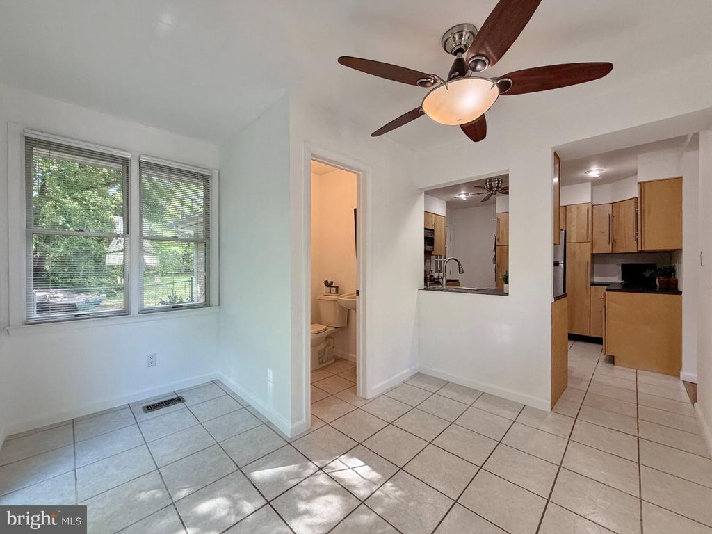 Image 18 of property listing at 5538 HUCKLEBERRY DR, Bryantown, MD 20617