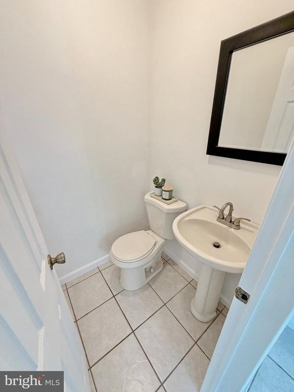 Image 19 of property listing at 5538 HUCKLEBERRY DR, Bryantown, MD 20617