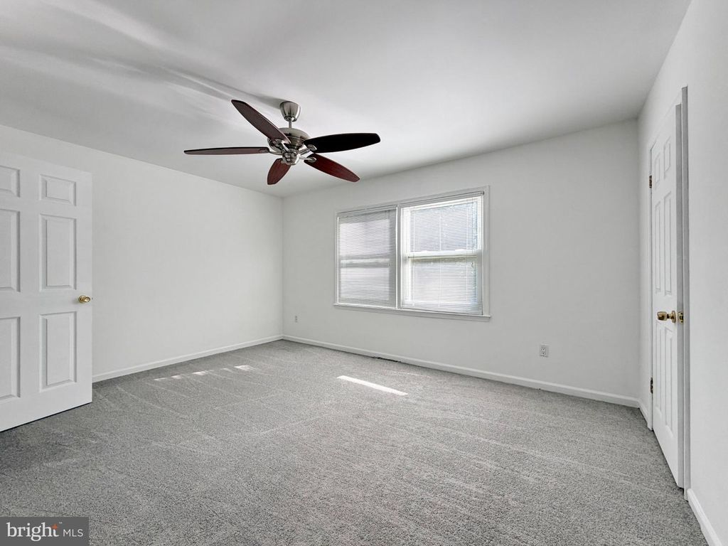 Image 21 of property listing at 5538 HUCKLEBERRY DR, Bryantown, MD 20617