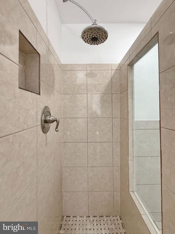 Image 23 of property listing at 5538 HUCKLEBERRY DR, Bryantown, MD 20617