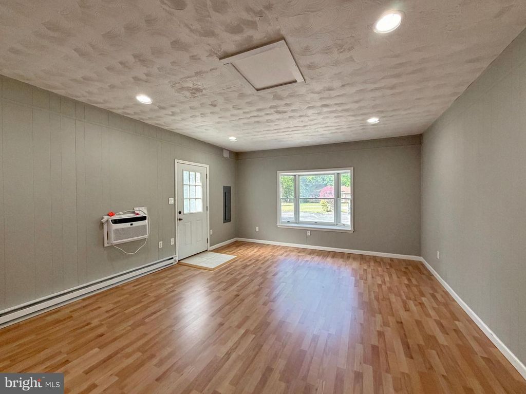 Image 47 of property listing at 5538 HUCKLEBERRY DR, Bryantown, MD 20617