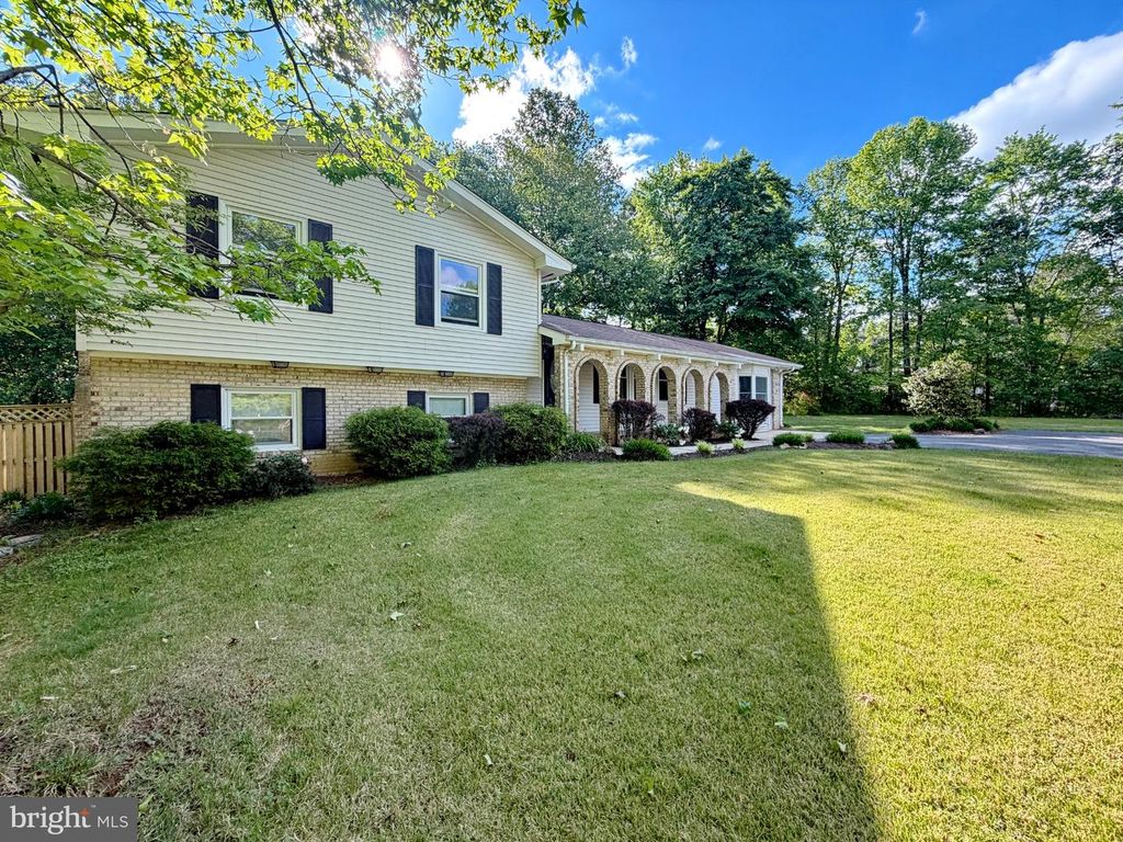 Image 54 of property listing at 5538 HUCKLEBERRY DR, Bryantown, MD 20617