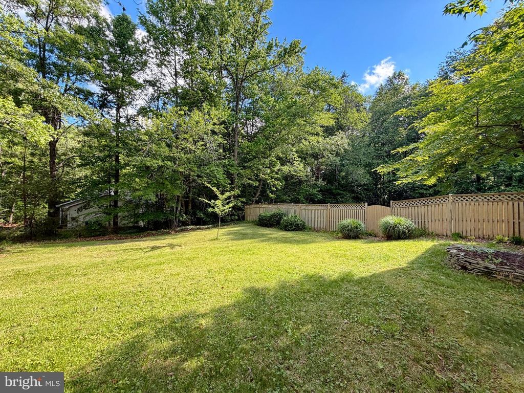 Image 55 of property listing at 5538 HUCKLEBERRY DR, Bryantown, MD 20617